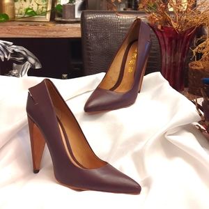 LAMB by Gwen Stefani 🟤🤎 heels